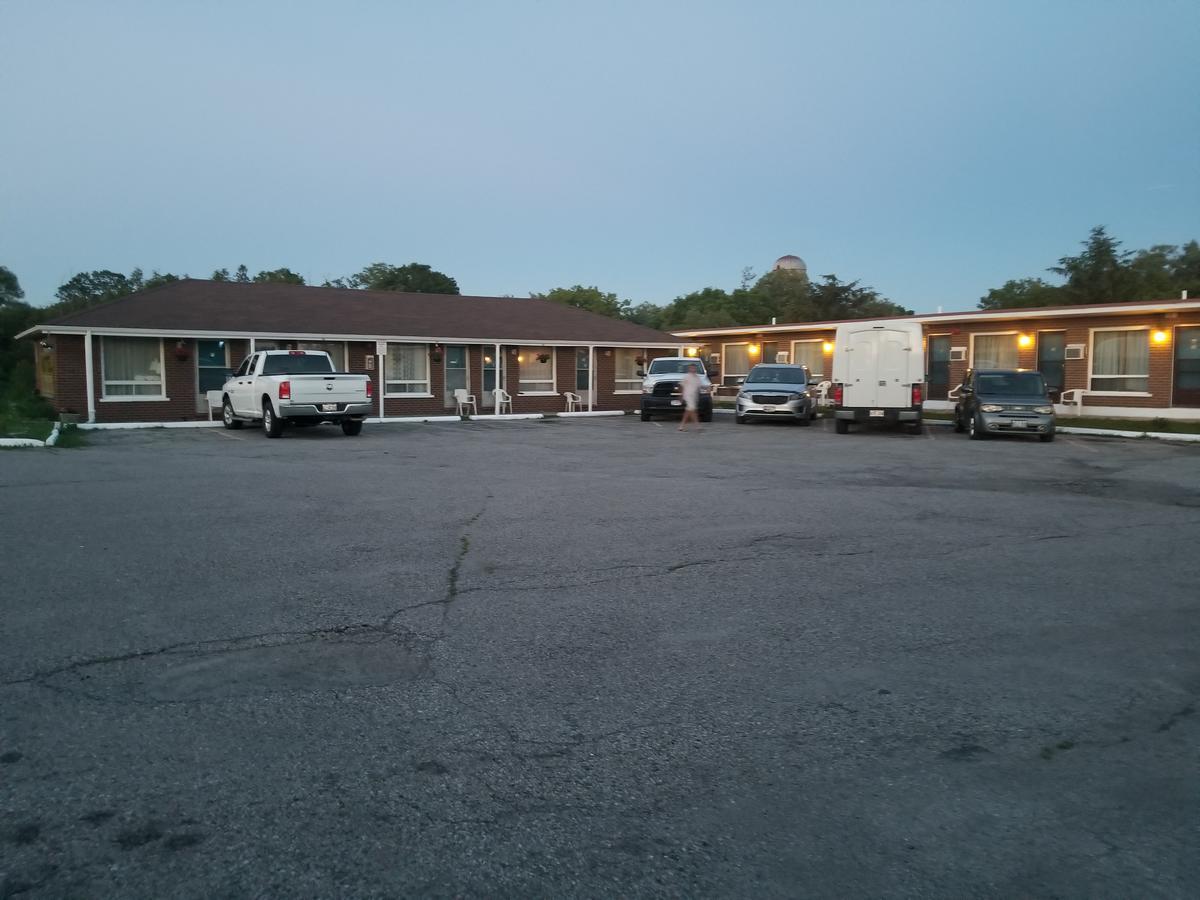 Orono Twin Oaks Motel المظهر الخارجي الصورة