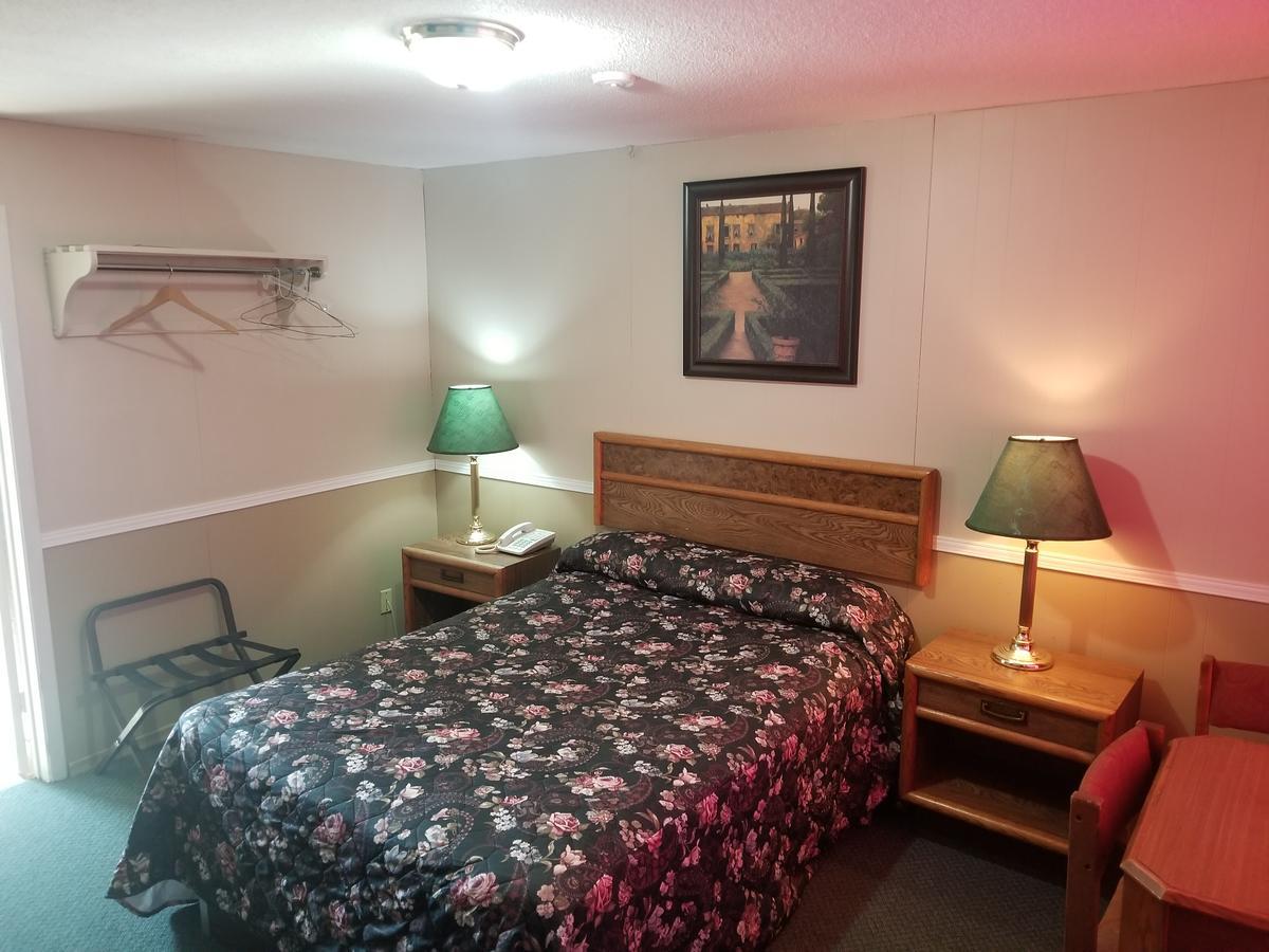 Orono Twin Oaks Motel المظهر الخارجي الصورة